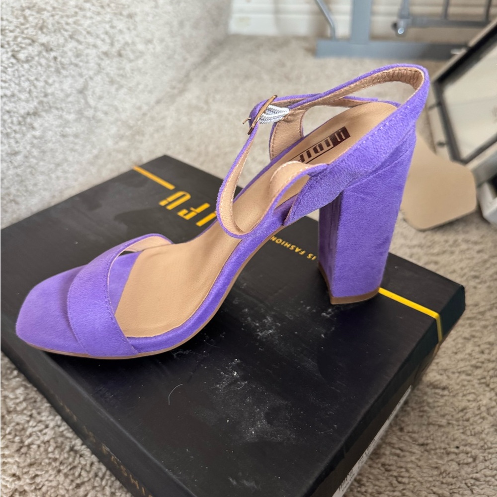 NWT IDIFU Purple Women's Heels